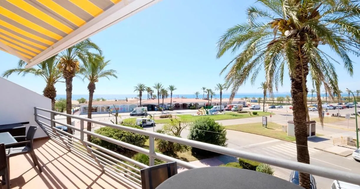 Apartamento Con Vistas Al Mar Empuriabrava Spain